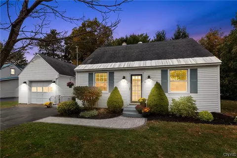 2 Flower Ct, Rome, NY 13440