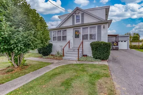 214 Horan Rd, Syracuse, NY 13209