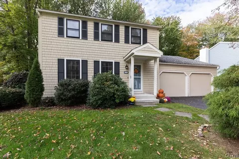 8785 Radburn Dr, Lysander, NY 13027