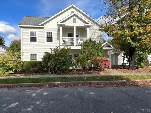 7 Ellis Ave #1, Saratoga, NY 12866