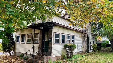 110 Catherine St, Lenox, NY 13032