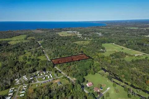 176 Ladd Rd, Mexico, NY 13114