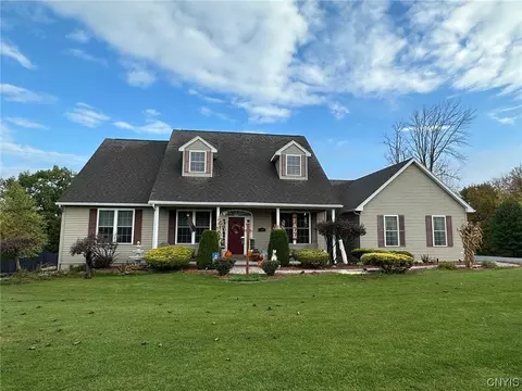 159 Willow Mdw, Oneida, NY 13421