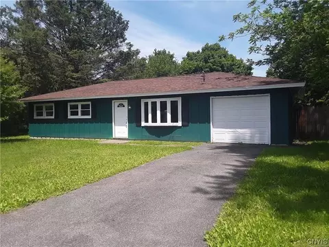 8137 Buena Vista Dr, Rome, NY 13440