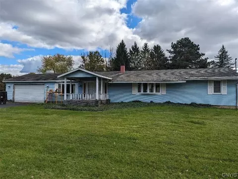 5310 Bear Rd, Syracuse, NY 13212