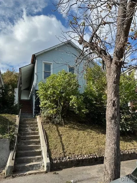 633 E Division St, Syracuse, NY 13208