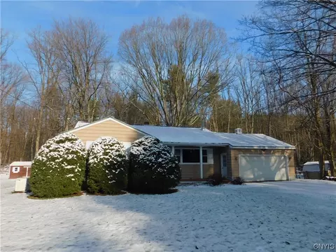 6177 Lorena Rd, Rome, NY 13440