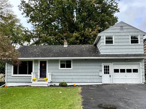 10 Travers St, Lysander, NY 13027