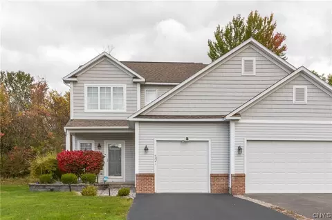 4241 Sandbar Ln, Liverpool, NY 13090