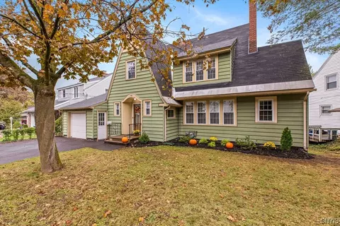 146 Boulder Rd, Geddes, NY 13209