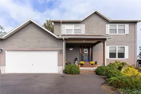4906 Bear Rd, Clay, NY 13088