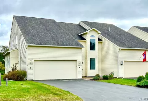 301 Bunker Hill Way, Syracuse, NY 13207