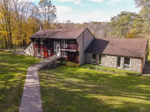 3535 County Route 57, Volney, NY 13126