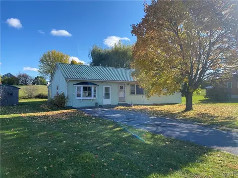 115 Cantwell Dr, Clayton, NY 13624