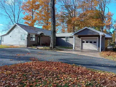 31 N Waful, Pulaski, NY 13142