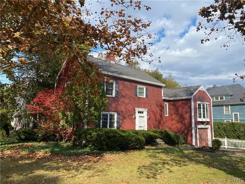 122 Shattuck Ave, Oneida, NY 13421