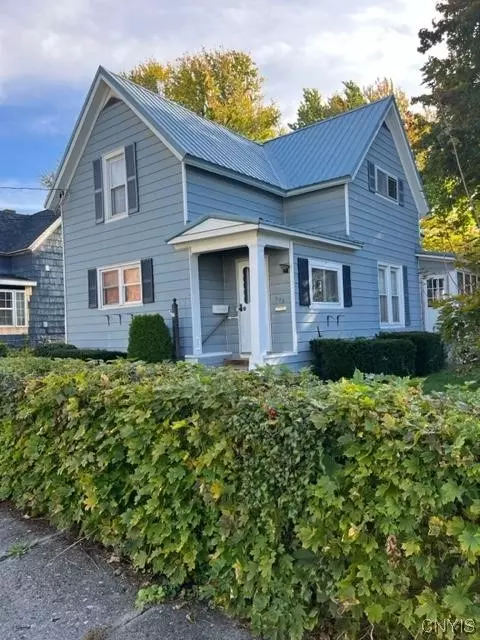 522 Curtis St, Watertown, NY 13601