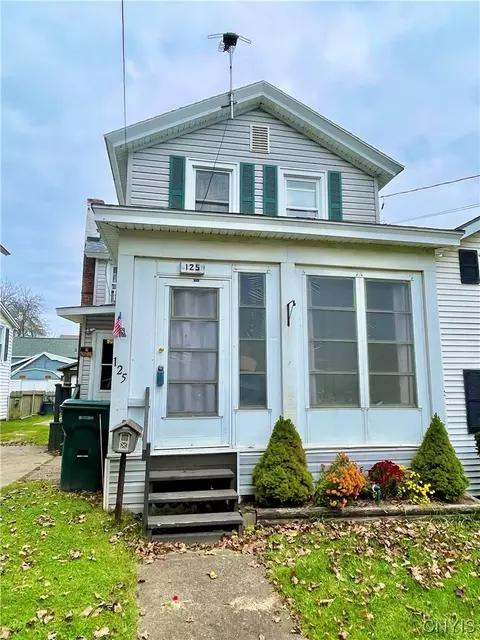 125 E Utica St, Oswego, NY 13126