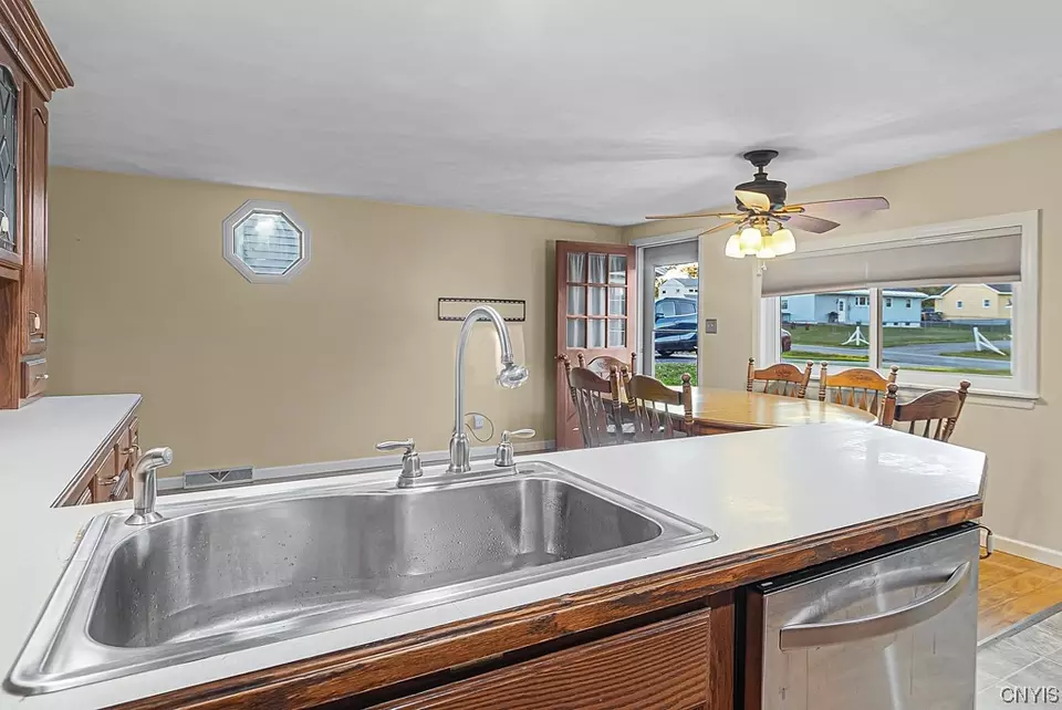  105 Hillside Dr, Whitestown, NY 13424 photo 9