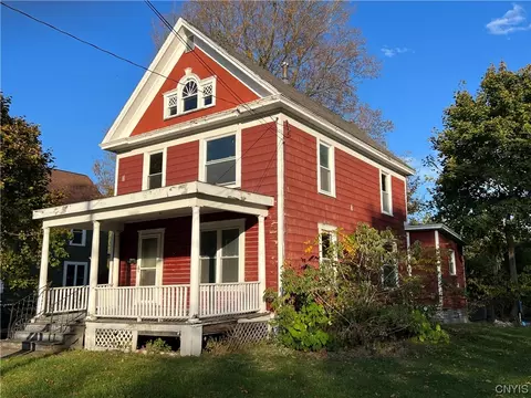 402 N Main St, Lenox, NY 13032