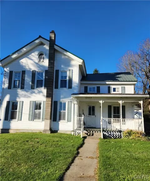 10443 Elm St, Brookfield, NY 13314