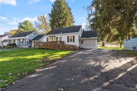 317 Willard St, Minoa, NY 13116