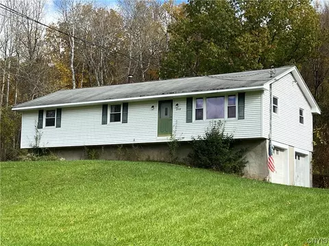2948 Sevier Rd, Marietta, NY 13110