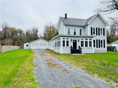 32418 Co Rte 179, Clayton, NY 13632