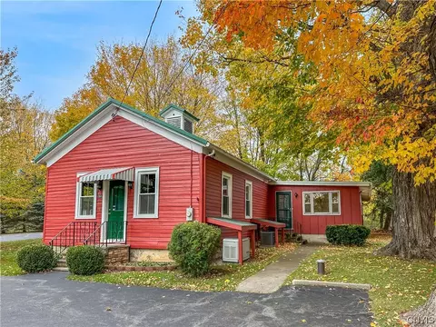 2571 Route 5 E, Lenox, NY 13032