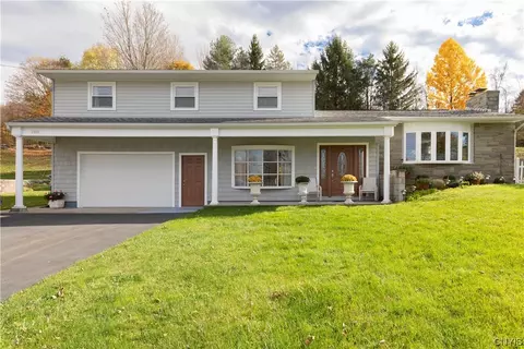 2810 Lyons Rd, Camillus, NY 13031
