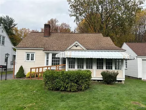 110 Wally Rd, Syracuse, NY 13212
