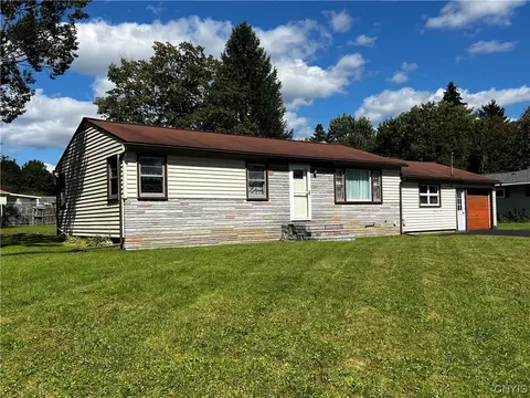 14 Glendale Ave, Whitesboro, NY 13492