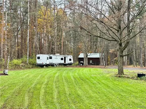 3822 Old State Route 31, Lenox, NY 13032