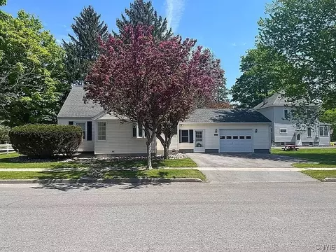226 Harewood Ave, Watertown, NY 13601