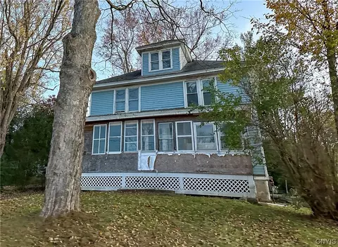 2230 Welsh Bush Rd, Utica, NY 13501