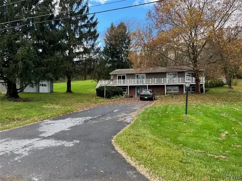 3843 Gully Rd, Skaneateles, NY 13152