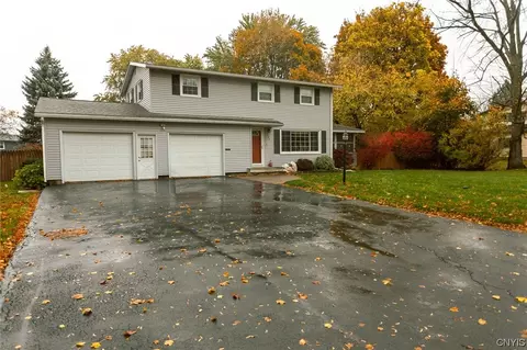 203 Blueberry Ln, Syracuse, NY 13219