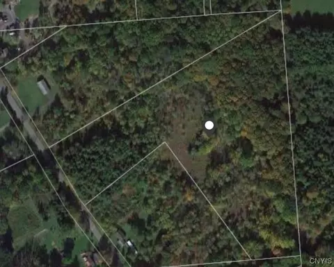 2922 Sevier Rd, Marcellus, NY 13110
