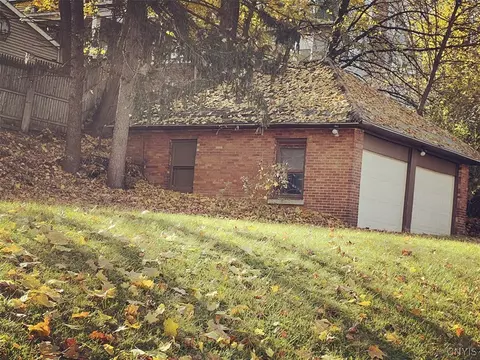 100 Summit Ave, Syracuse, NY 13207 photo 8