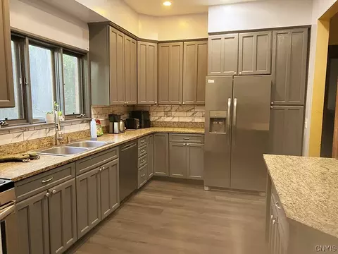 100 Summit Ave, Syracuse, NY 13207 photo 18