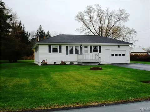 17474 Doxtater St, Adams, NY 13605