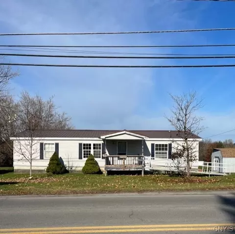 8773 N Main St, Le Ray, NY 13637