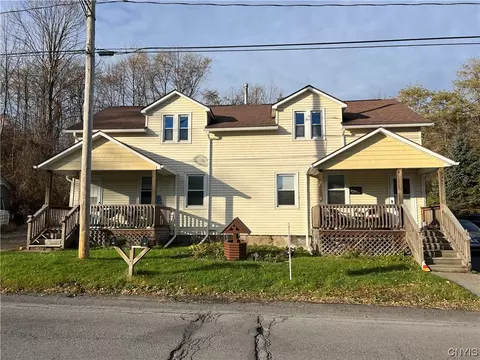 2375 Oneida St, Clayville, NY 13322