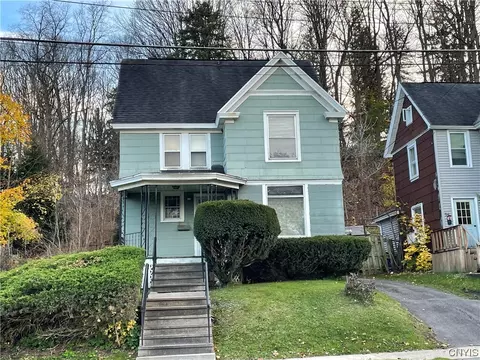 58 High St, German Flatts, NY 13357