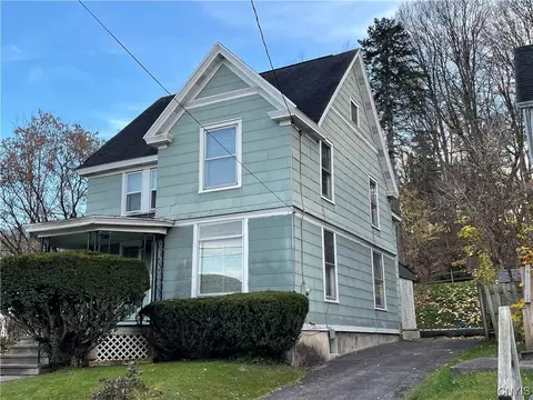 58 High St, German Flatts, NY 13357 photo 2