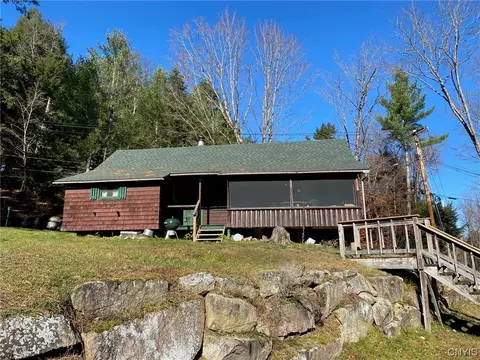 558 Antlers Rd, Raquette Lake, NY 13436