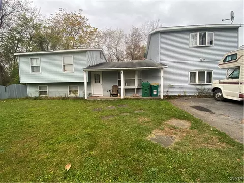 5 Coxe Ave, Whitesboro, NY 13492