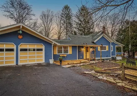 8675 Cazenovia Rd, Manlius, NY 13104
