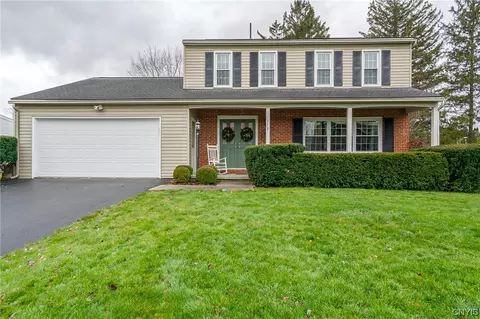 7973 Boxford Rd, Clay, NY 13041