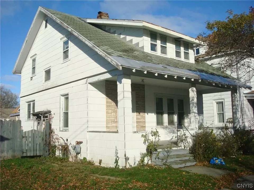 325 Mcclelland St, Watertown, NY 13601 17 Photos Movoto